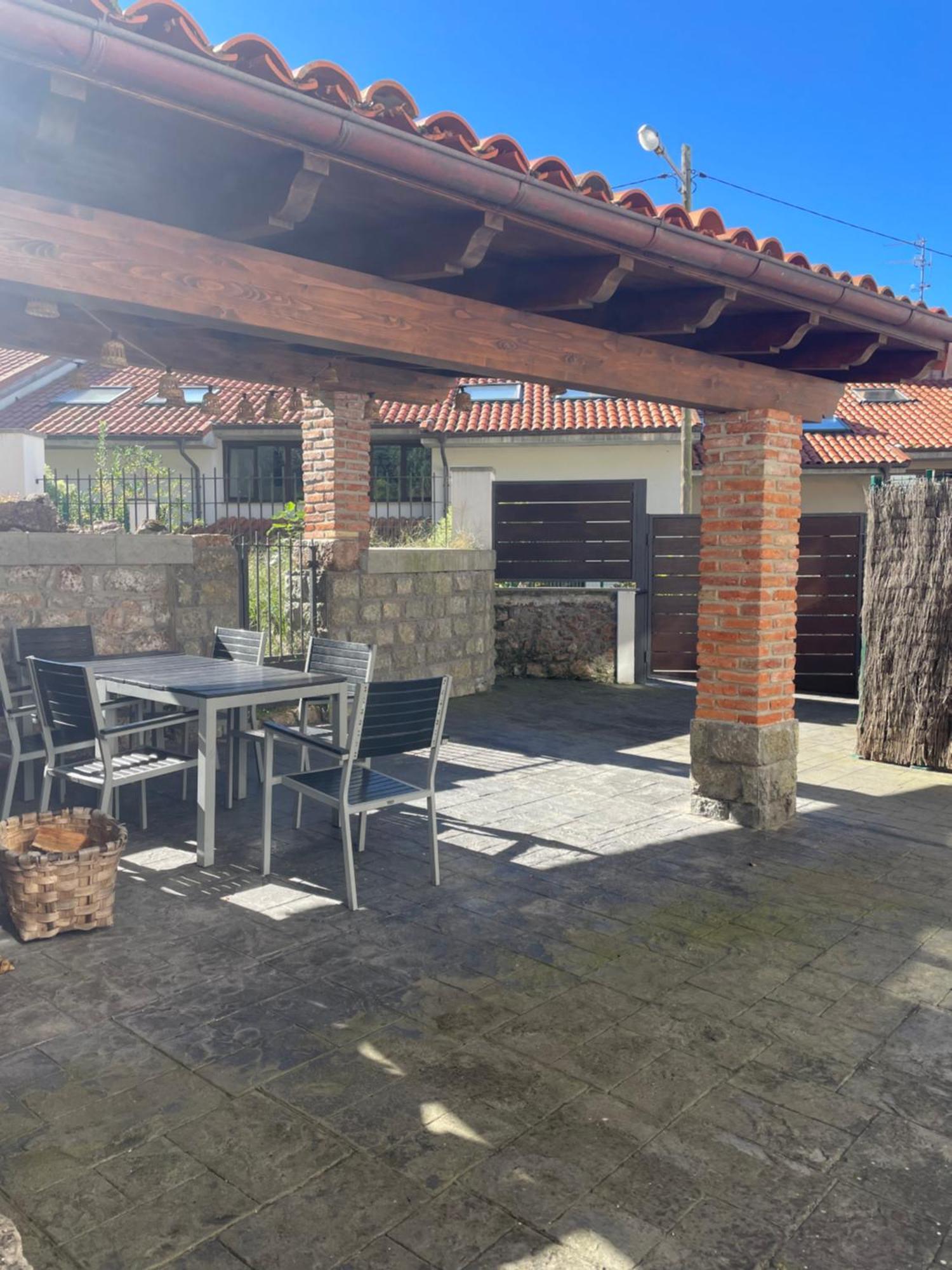 Apartamentos Rurales Playas De Niembro Llanes Eksteriør billede